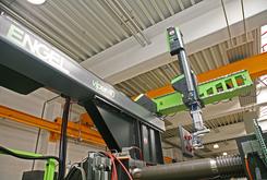 Übergabe Engel Spritzgussmaschine Übergabe Engel Spritzgussmaschine